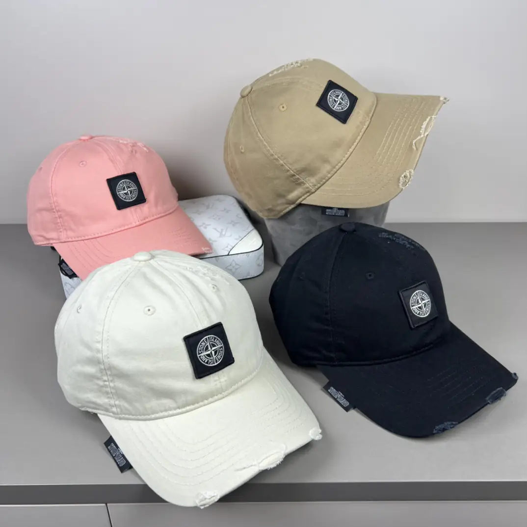 BM3 Stone Island baseball cap 25.8$ gallery