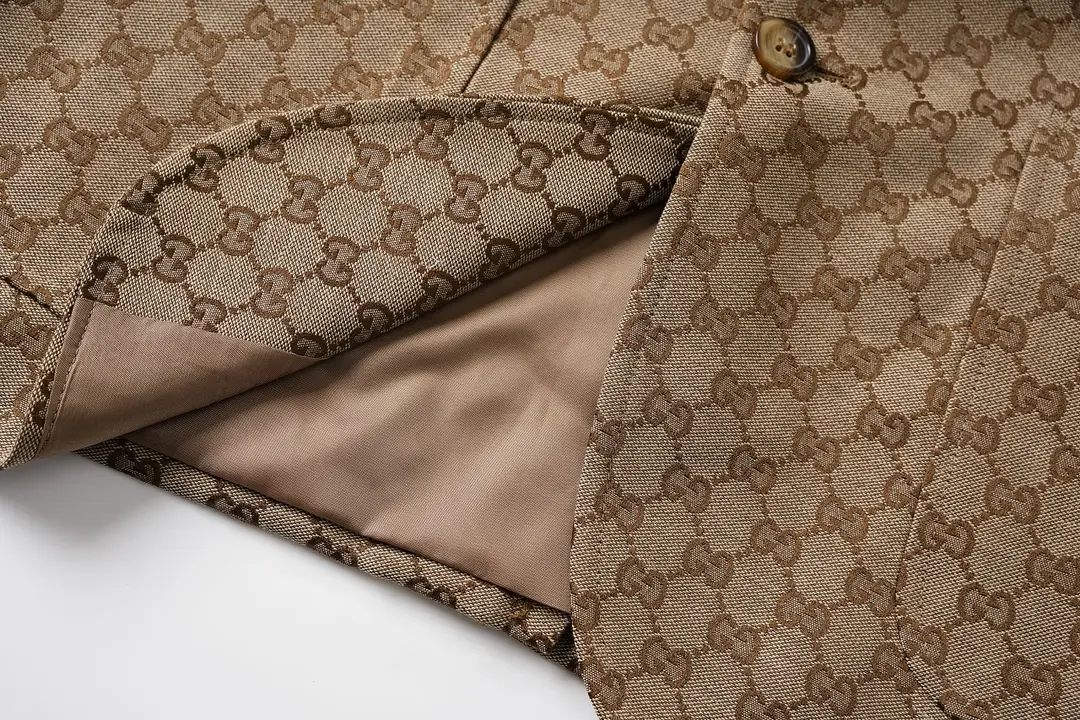 BW03 Gucci Double G Jacquard Suit 82$ gallery