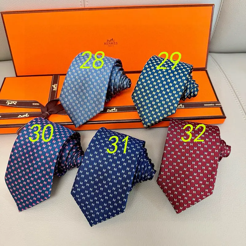 C7X Hermès men's new tie 38.9$ gallery