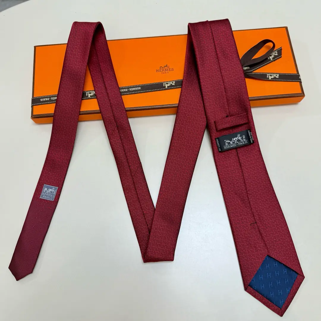 C7X Hermès men's new tie 38.9$ gallery