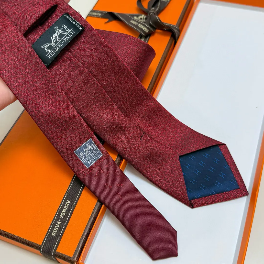 C7X Hermès men's new tie 38.9$ gallery