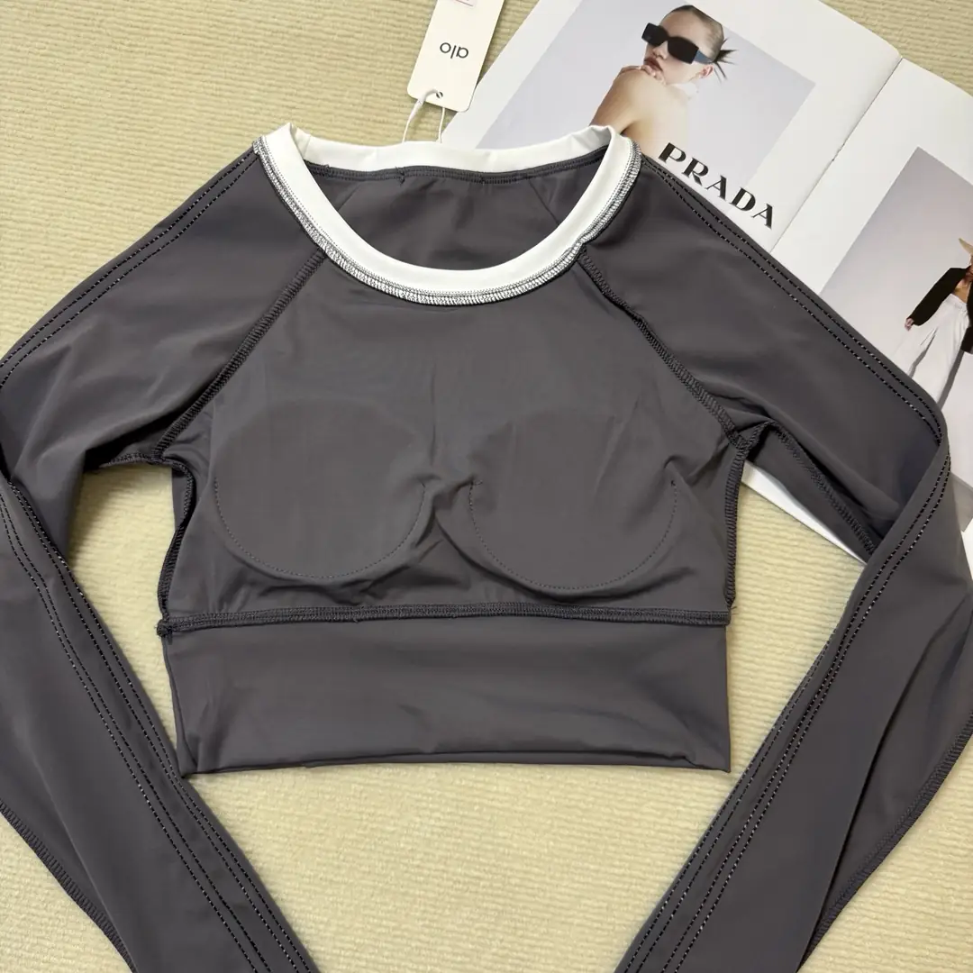 CS04 Alo Yoga Fabric Sports Chest Pads 45$ gallery