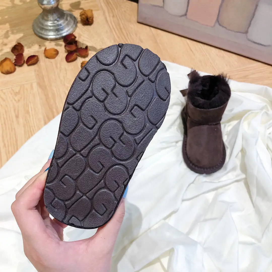 DBX2 UGG baby bow snow boots 38$ gallery