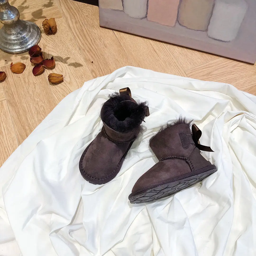 DBX2 UGG baby bow snow boots 38$ gallery