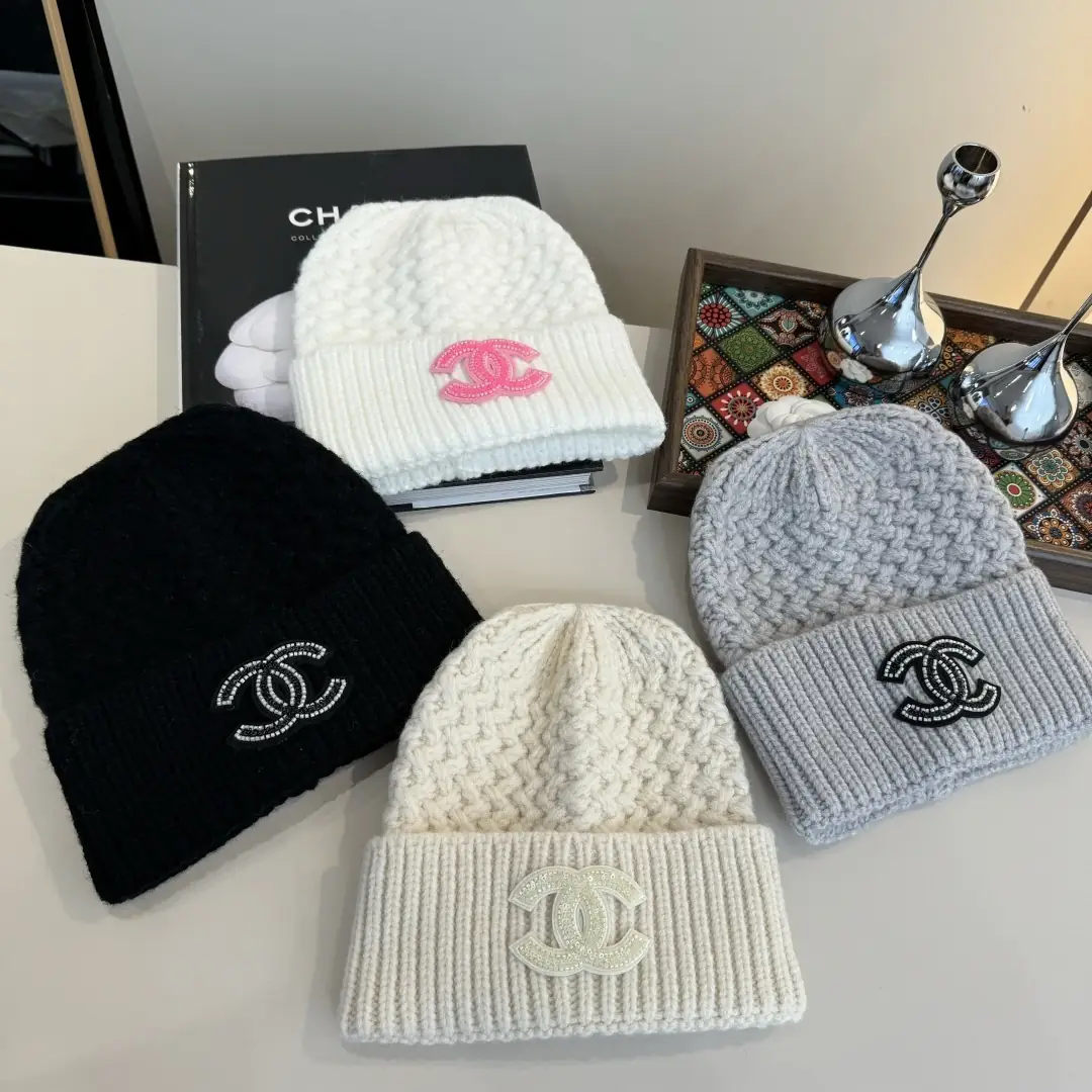 F1J11 Chanel Autumn and Winter Beanie 48$ gallery