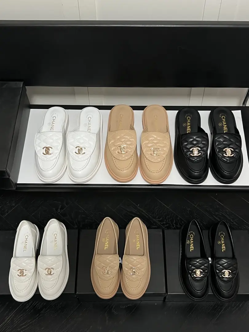 F1J12 CHANEL Autumn Shoes Collection 52$ gallery