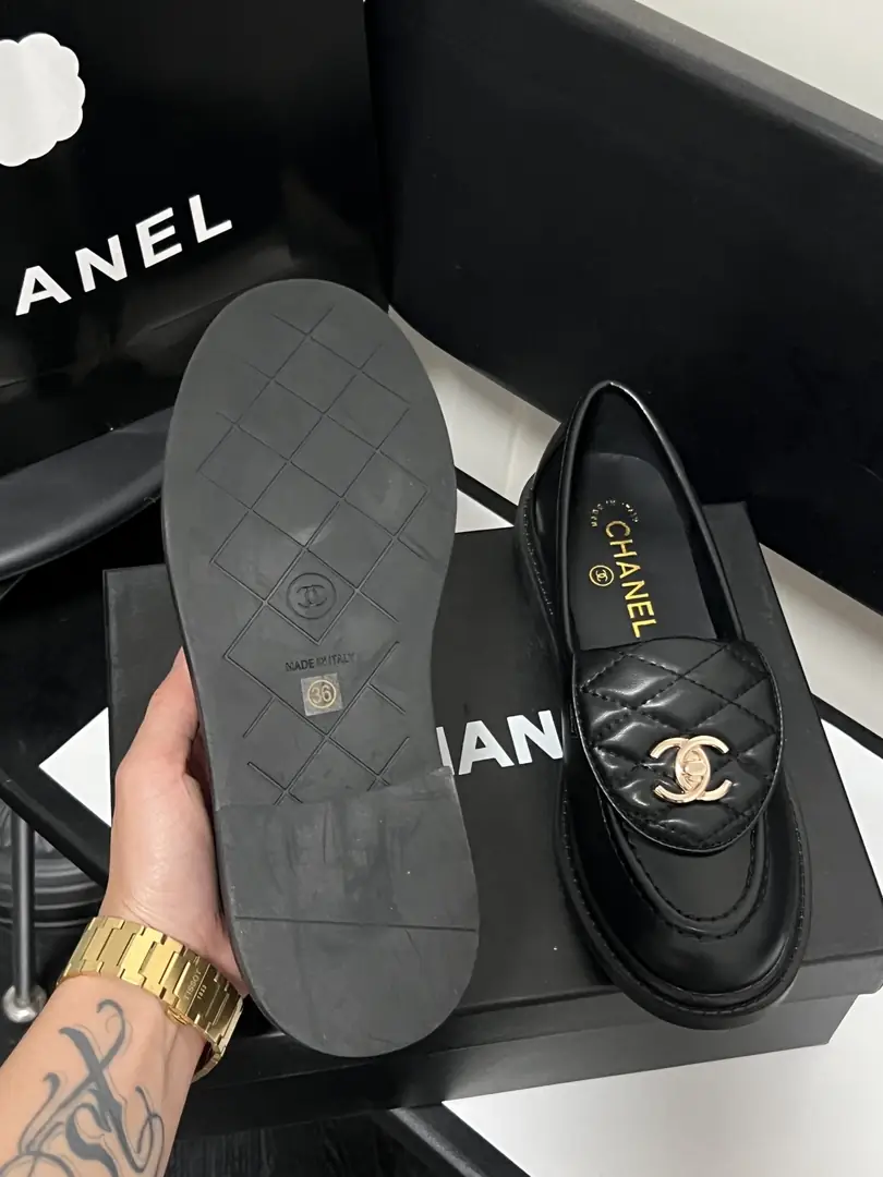 F1J12 CHANEL Autumn Shoes Collection 52$ gallery
