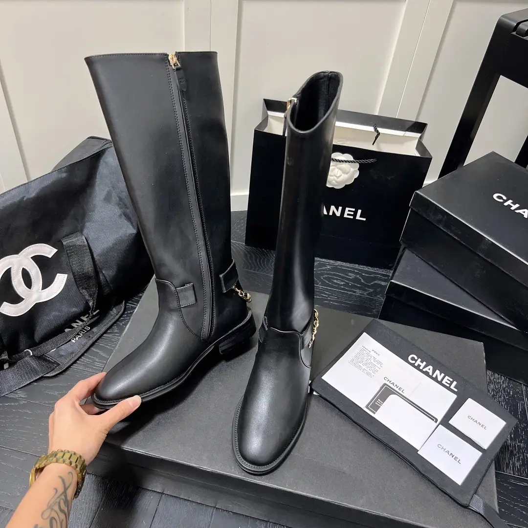 F1J16 Chanel long boots 68$ gallery