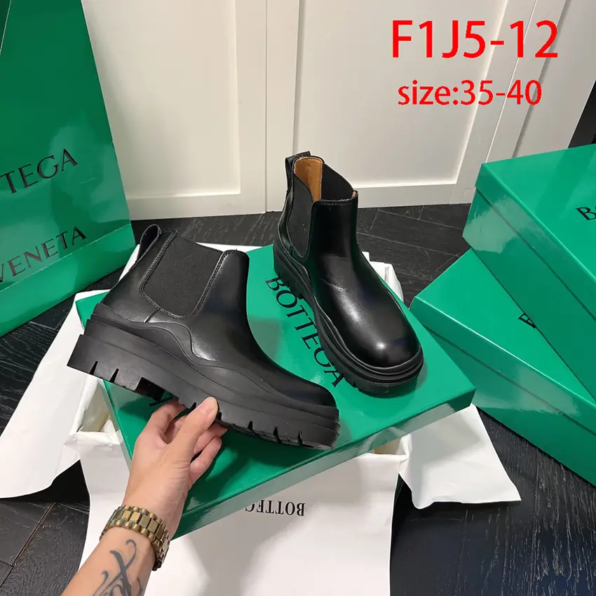 F1J5 Bottega Veneta mid-calf boots, two styles 58.8$ gallery