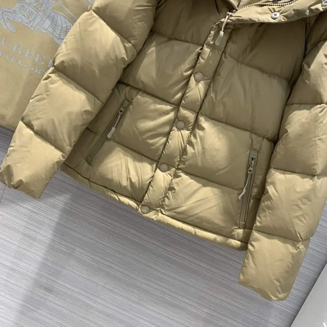 F1J6 Burberry detachable hooded down jacket 95$ gallery