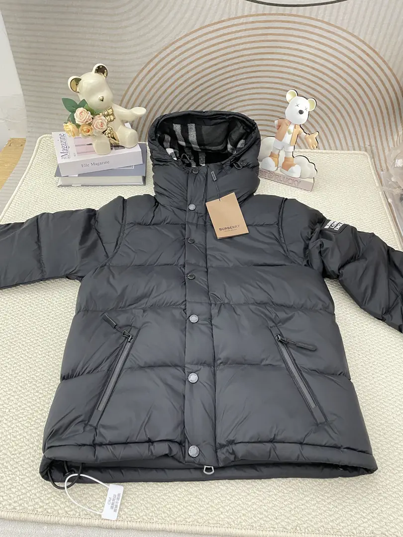 F1J6 Burberry detachable hooded down jacket 95$ gallery