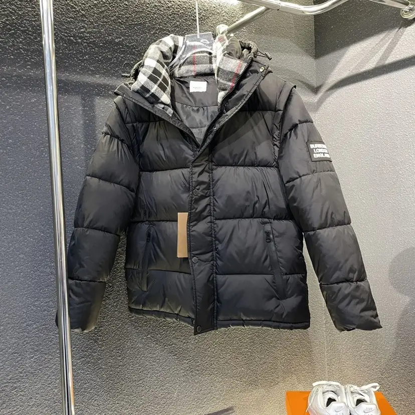F1J6 Burberry detachable hooded down jacket 95$ gallery