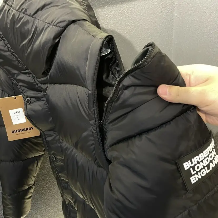F1J6 Burberry detachable hooded down jacket 95$ gallery