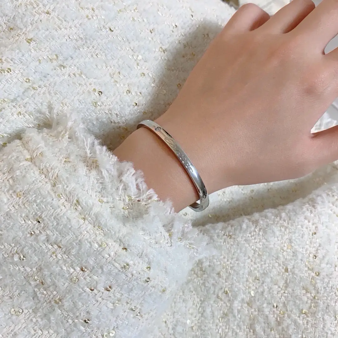 F1J9 Cartier popular single diamond bracelet 35$ gallery