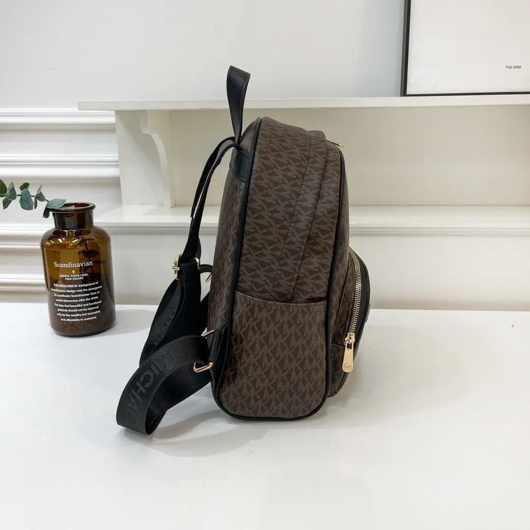 F2F4 MICHAEL KORS Backpack  38.8$ gallery