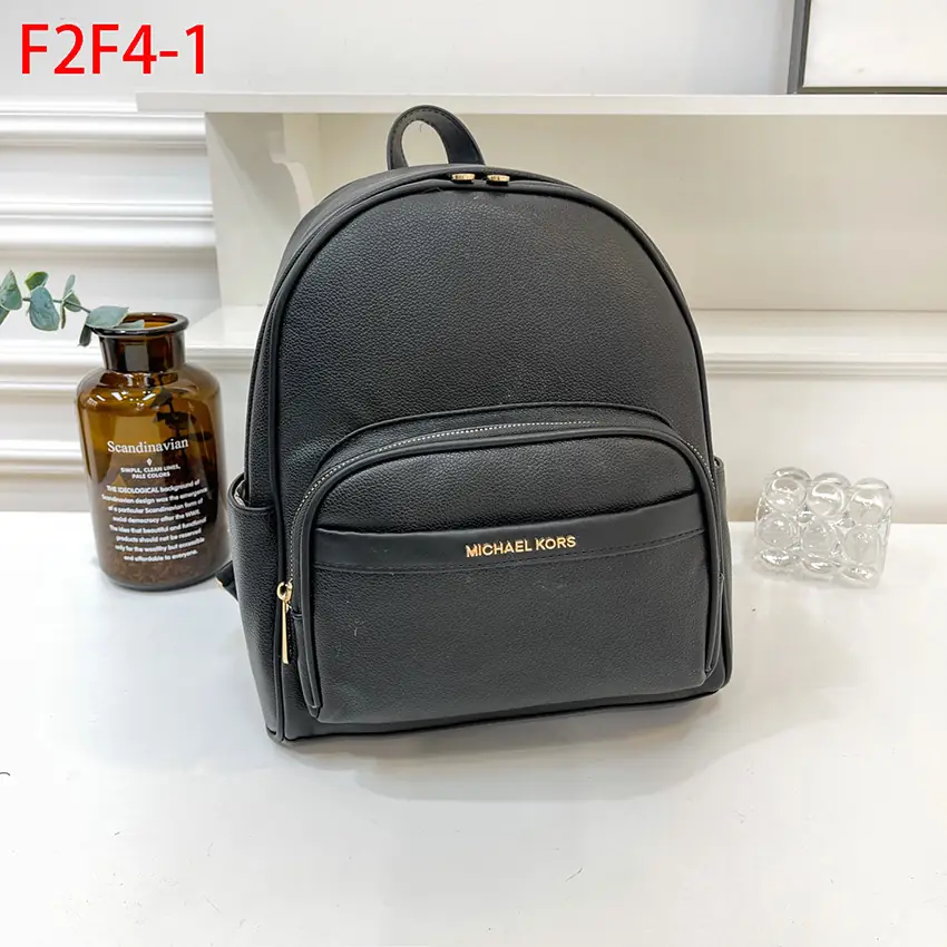 F2F4 MICHAEL KORS Backpack  38.8$ gallery