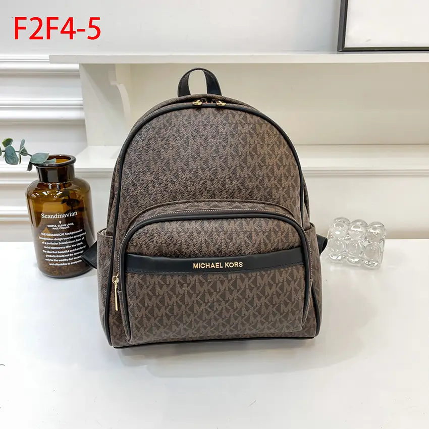 F2F4 MICHAEL KORS Backpack  38.8$ gallery