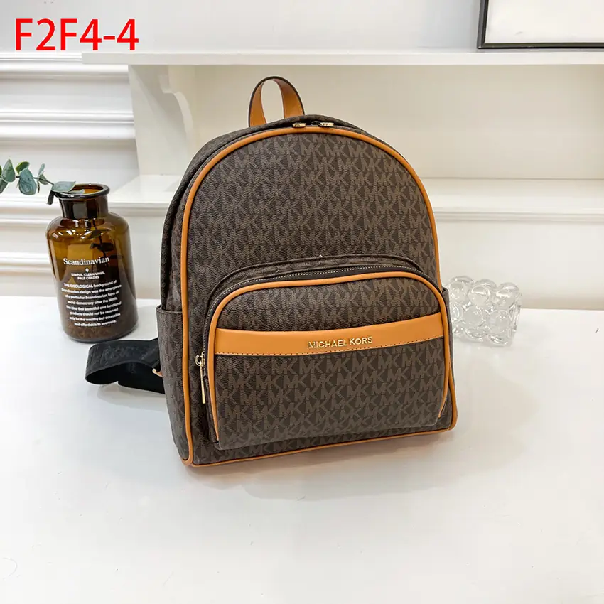 F2F4 MICHAEL KORS Backpack  38.8$ gallery