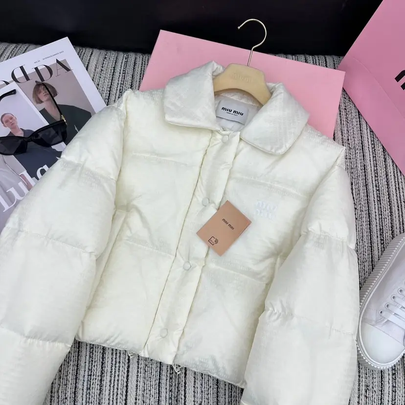 F2F6 miumiu hoof flower short down jacket-75$ gallery