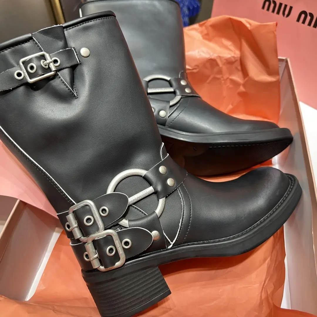 F2F7 MiuMiu short mid boots 62$ gallery