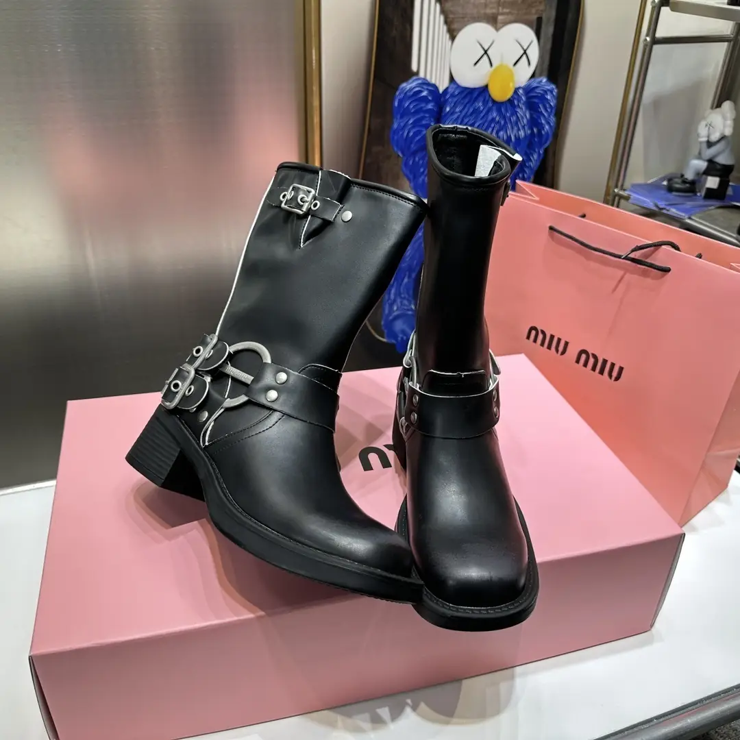 F2F7 MiuMiu short mid boots 62$ gallery