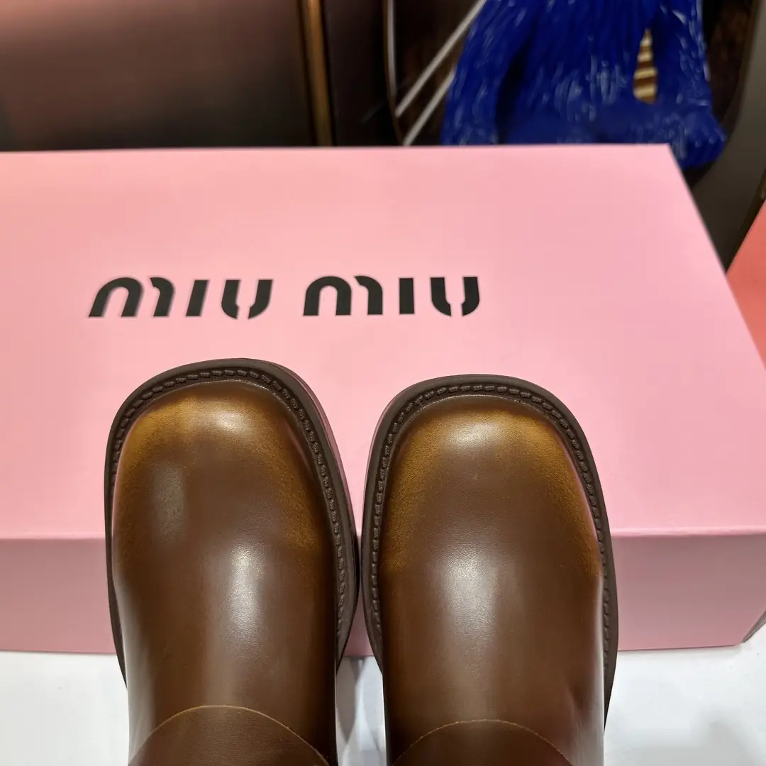 F2F7 MiuMiu short mid boots 62$ gallery