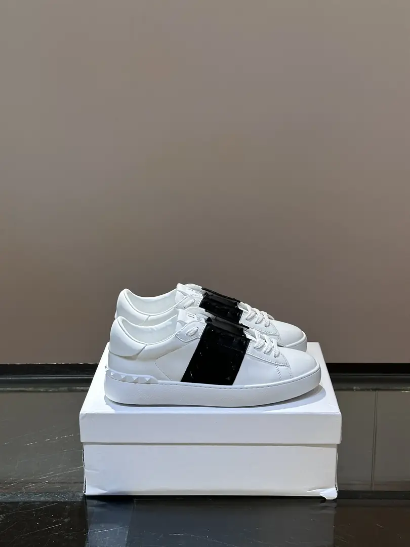 F2F9 Valentino sports casual shoes 76$ gallery