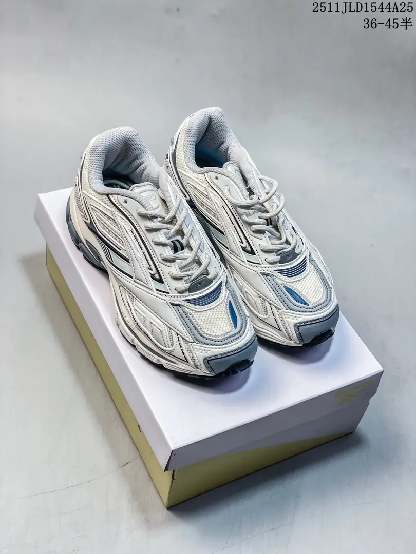 F88C Reebok 75$ gallery