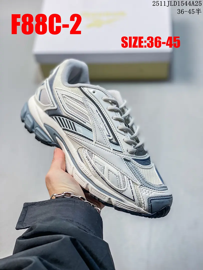 F88C Reebok 75$ gallery