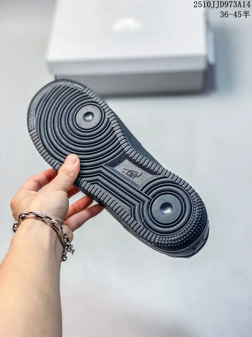 FYA5 NIke Air Force 1 '07 Low 54$ gallery