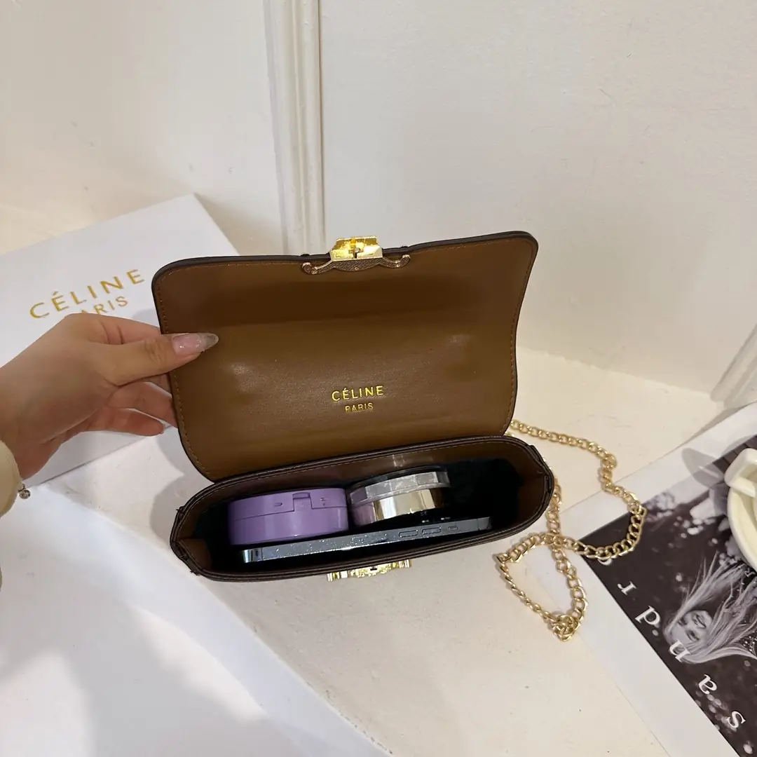 G33E Celine bag 39$ gallery