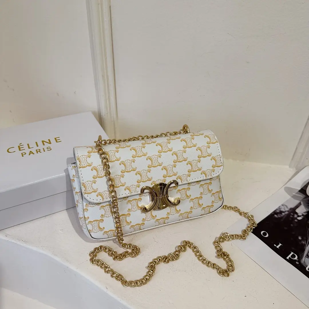 G33E Celine bag 39$ gallery