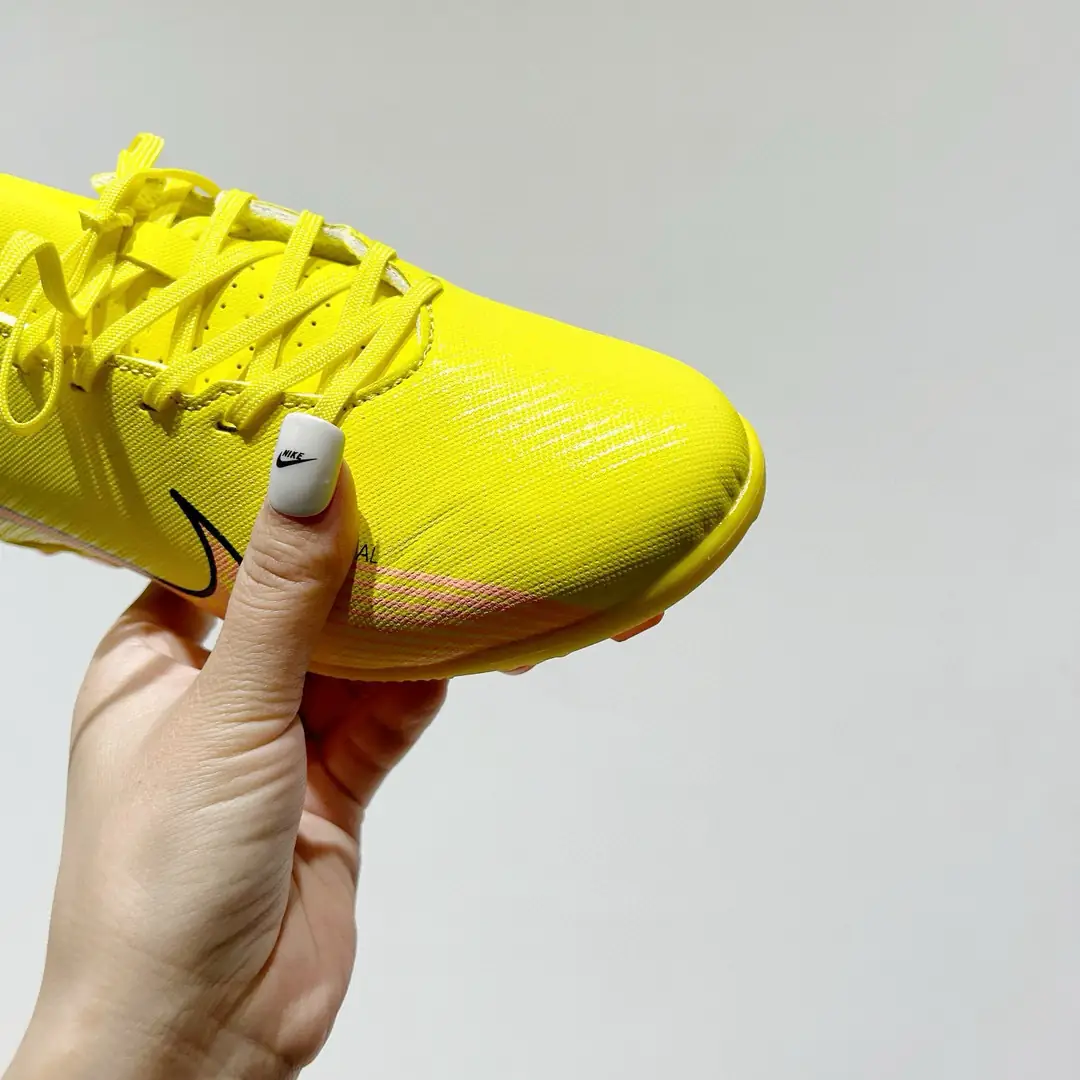 G59K Children's football shoes 47$ gallery