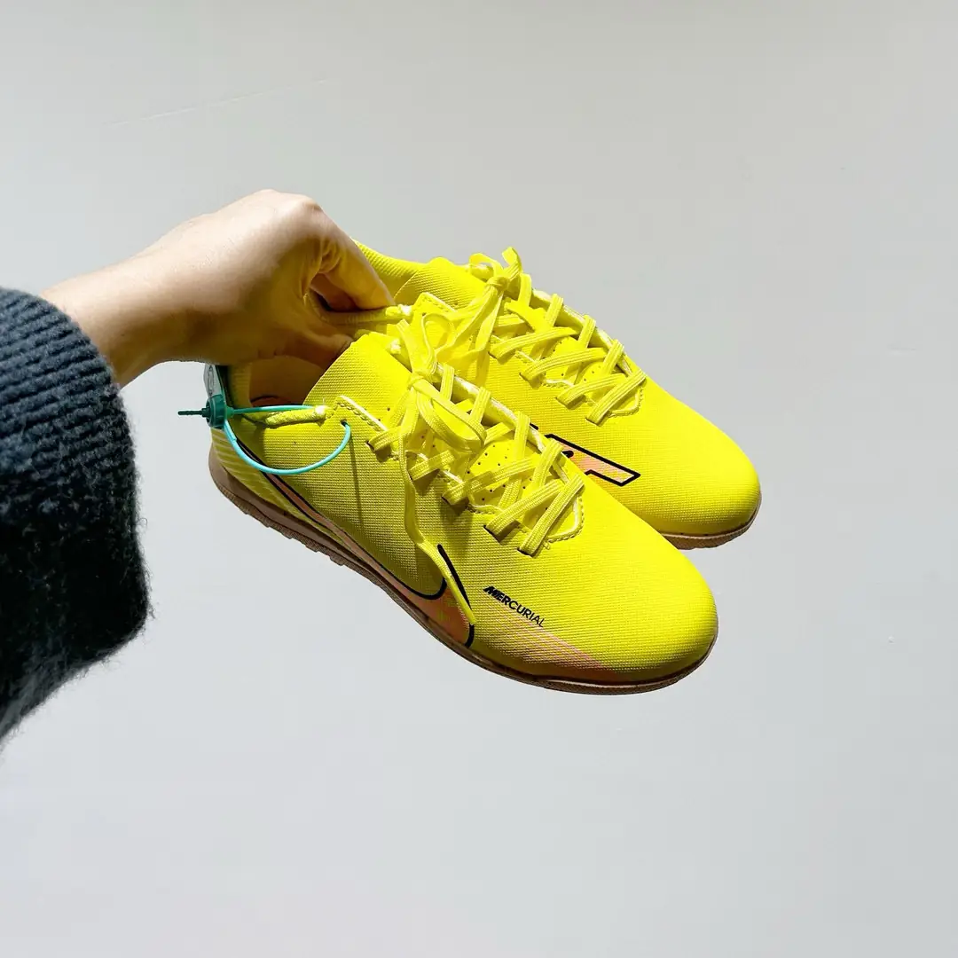 G59K Children's football shoes 47$ gallery