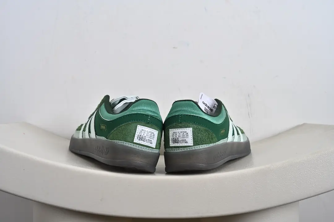 J1A2 adidas Originals Gazelle INdoor 52$ gallery