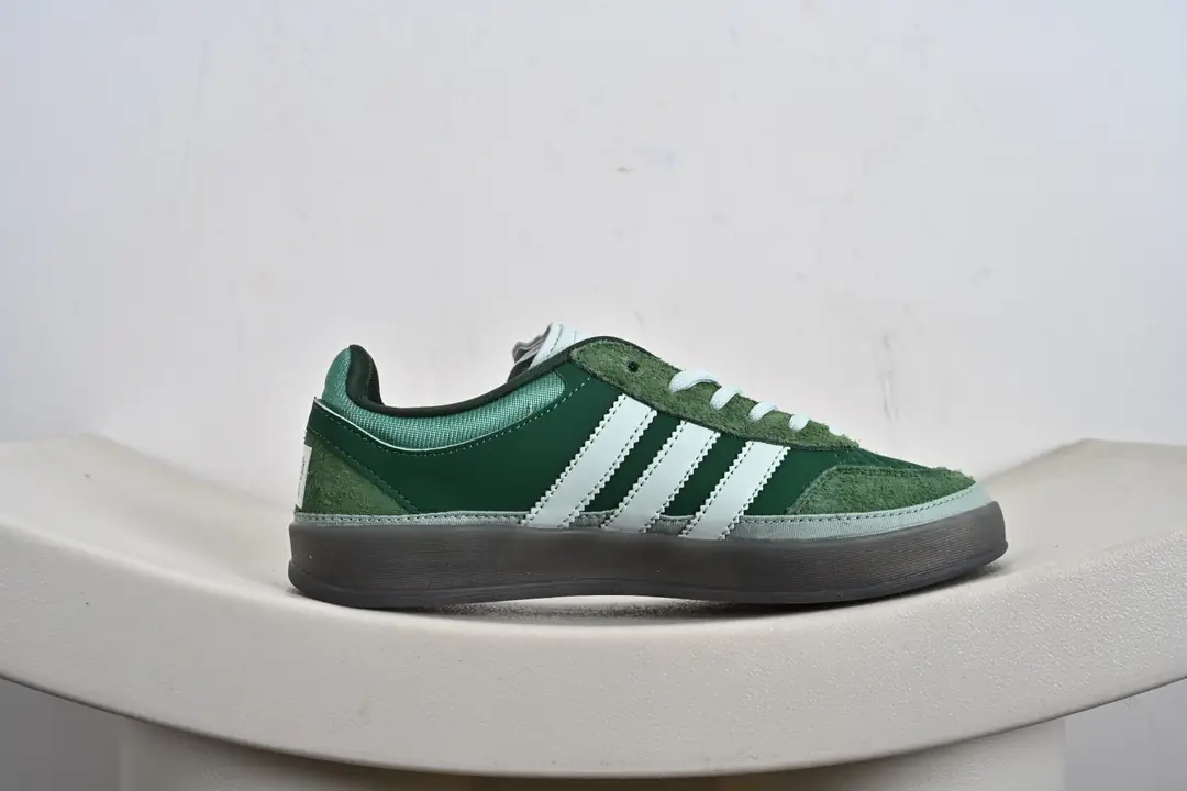 J1A2 adidas Originals Gazelle INdoor 52$ gallery