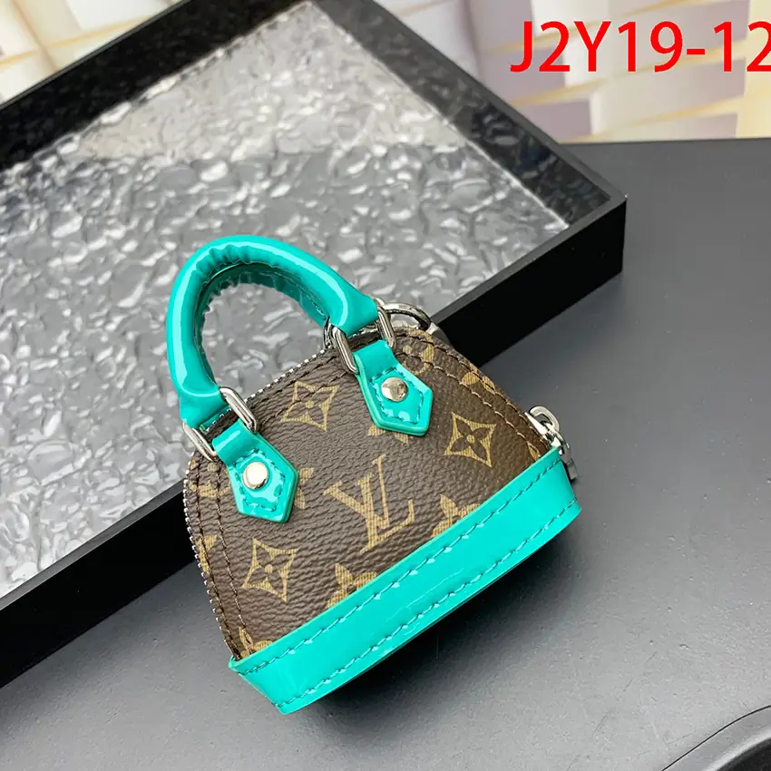 J2Y19 Louis Vuitton mini bag keychain pendant 28.5$ gallery