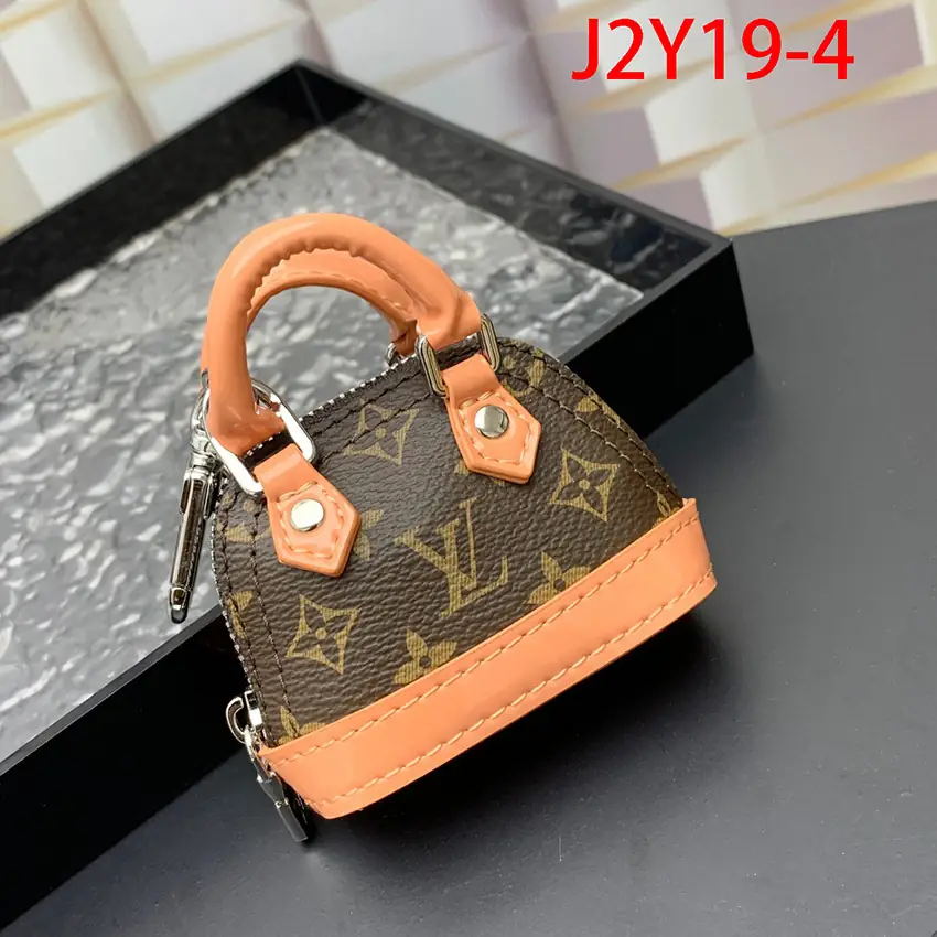 J2Y19 Louis Vuitton mini bag keychain pendant 28.5$ gallery