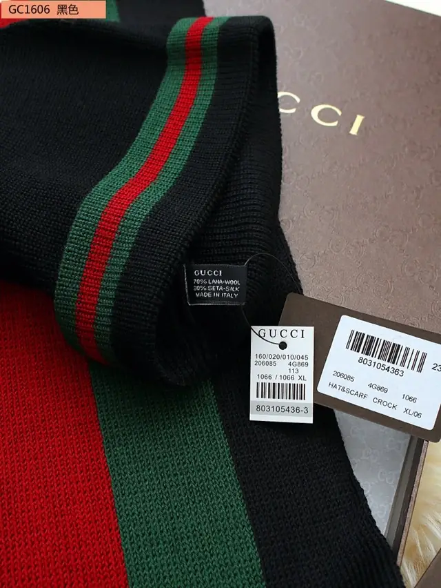 J2Y2 Gucci hat and scarf set 52$ gallery