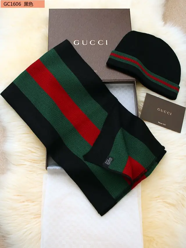 J2Y2 Gucci hat and scarf set 52$ gallery