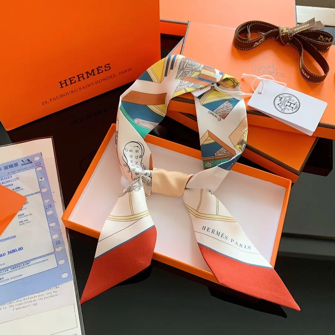 J2Y6 Hermès 6x110CM double-sided ribbon 23.5$ gallery