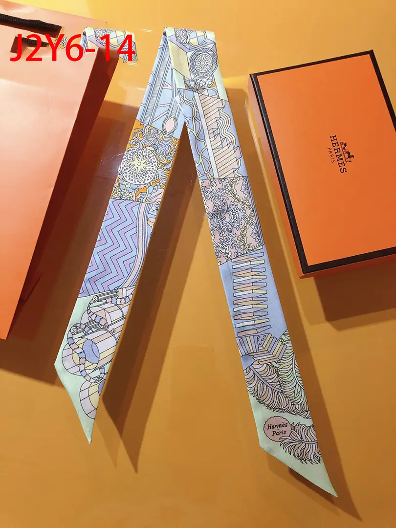 J2Y6 Hermès 6x110CM double-sided ribbon 23.5$ gallery