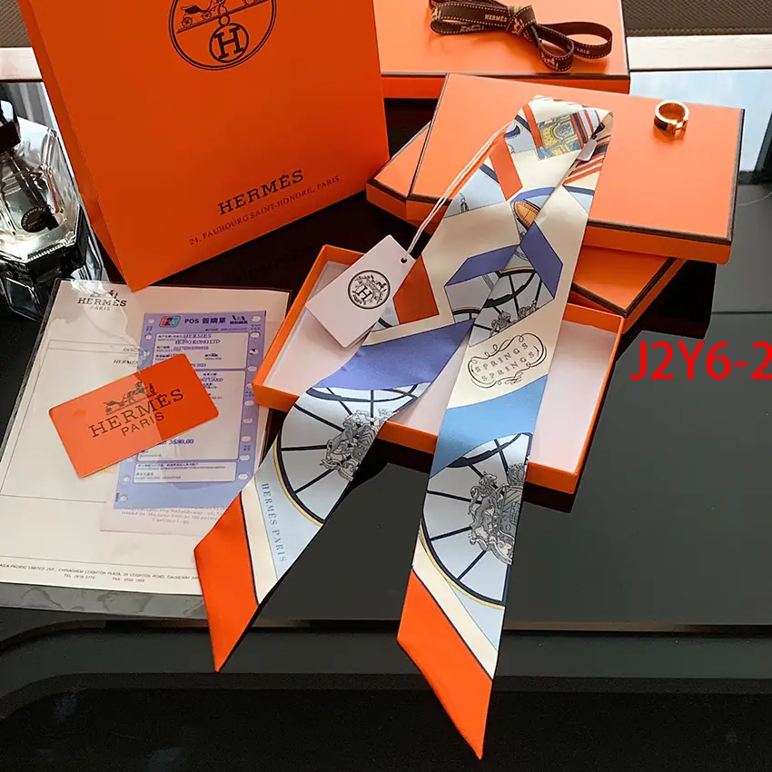 J2Y6 Hermès 6x110CM double-sided ribbon 23.5$ gallery
