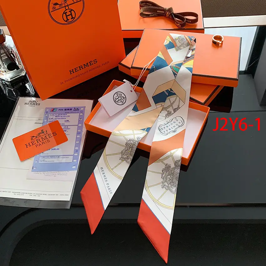 J2Y6 Hermès 6x110CM double-sided ribbon 23.5$ gallery