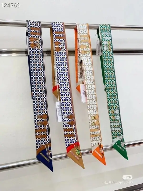 J2Y9 Hermès new 6x110cm ribbon 23.5$ gallery