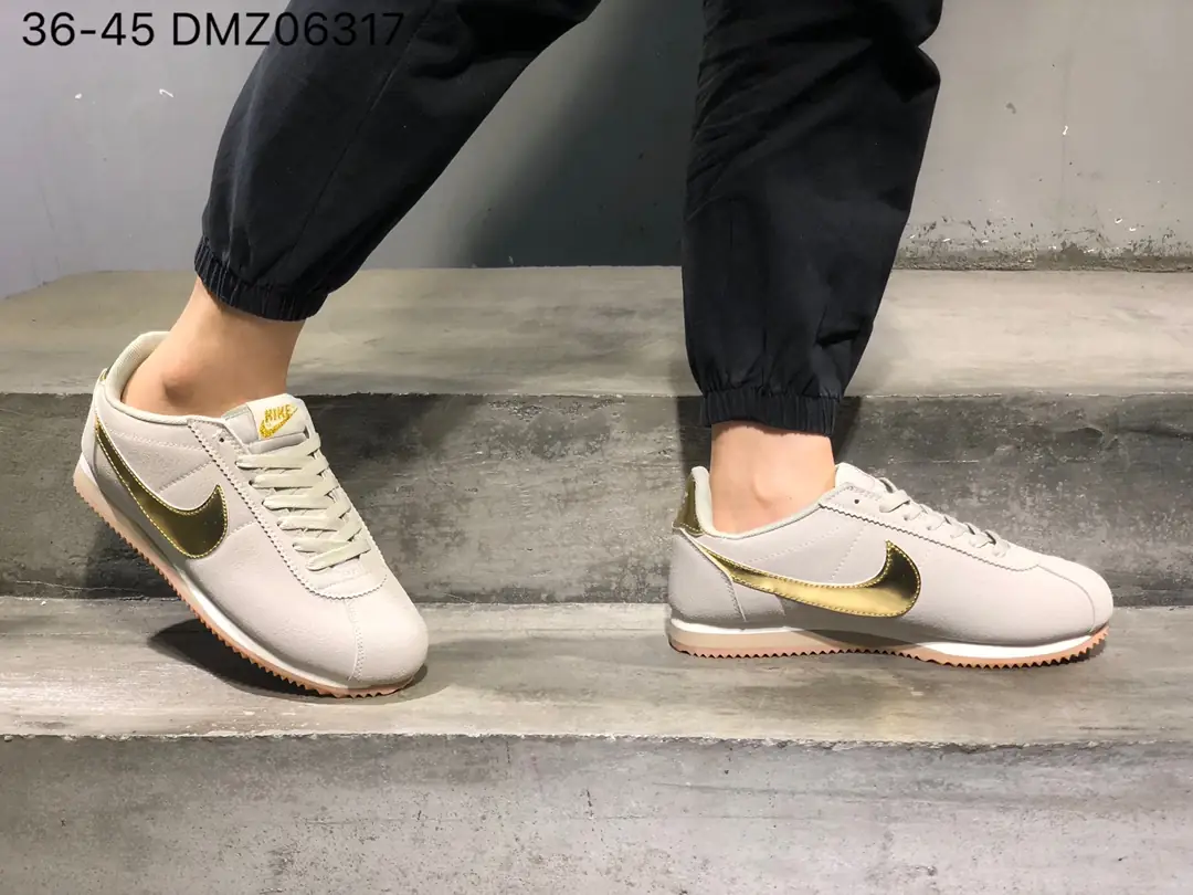 JJ32 Nike Classic Cortez Nylon prem 53$ gallery