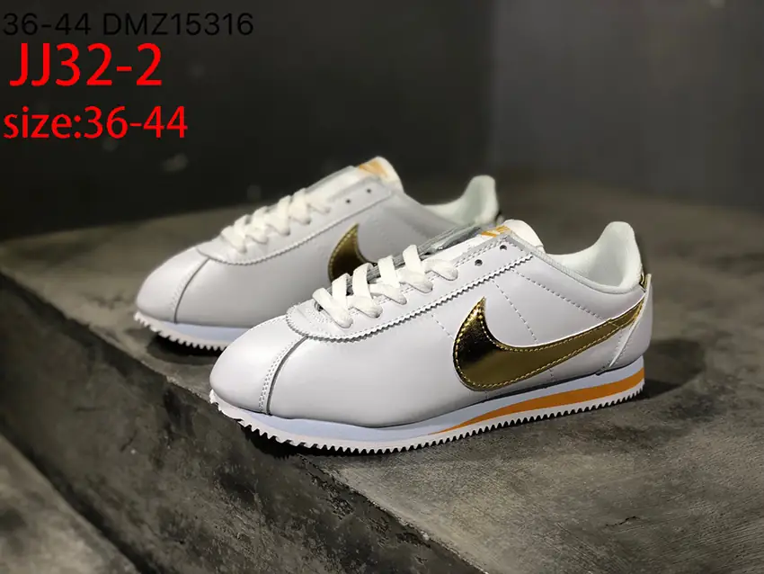 JJ32 Nike Classic Cortez Nylon prem 53$ gallery