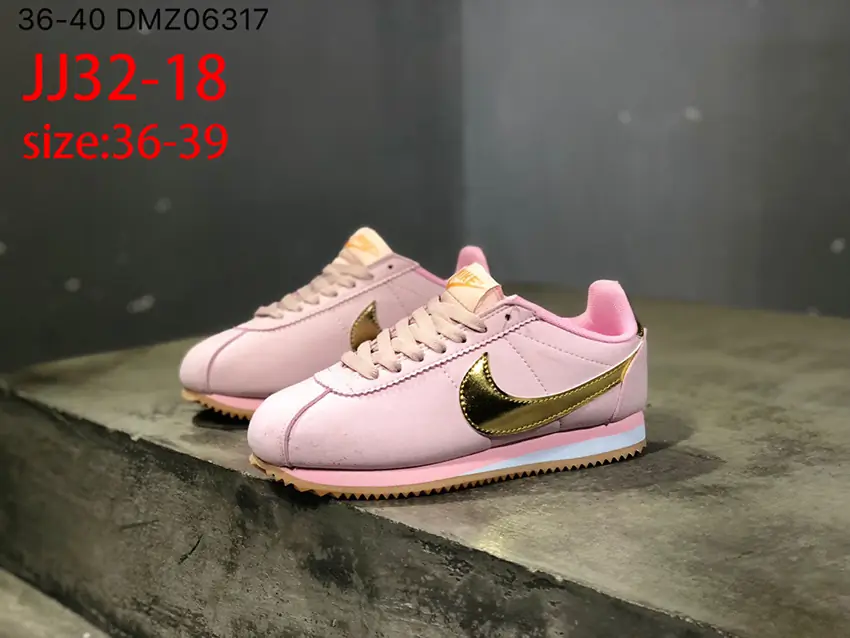 JJ32 Nike Classic Cortez Nylon prem 53$ gallery