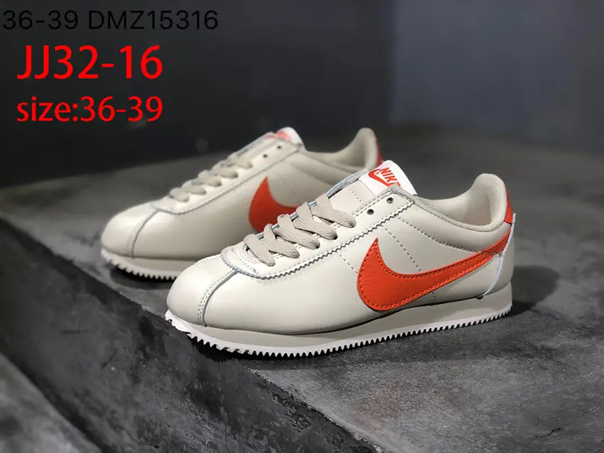 JJ32 Nike Classic Cortez Nylon prem 53$ gallery