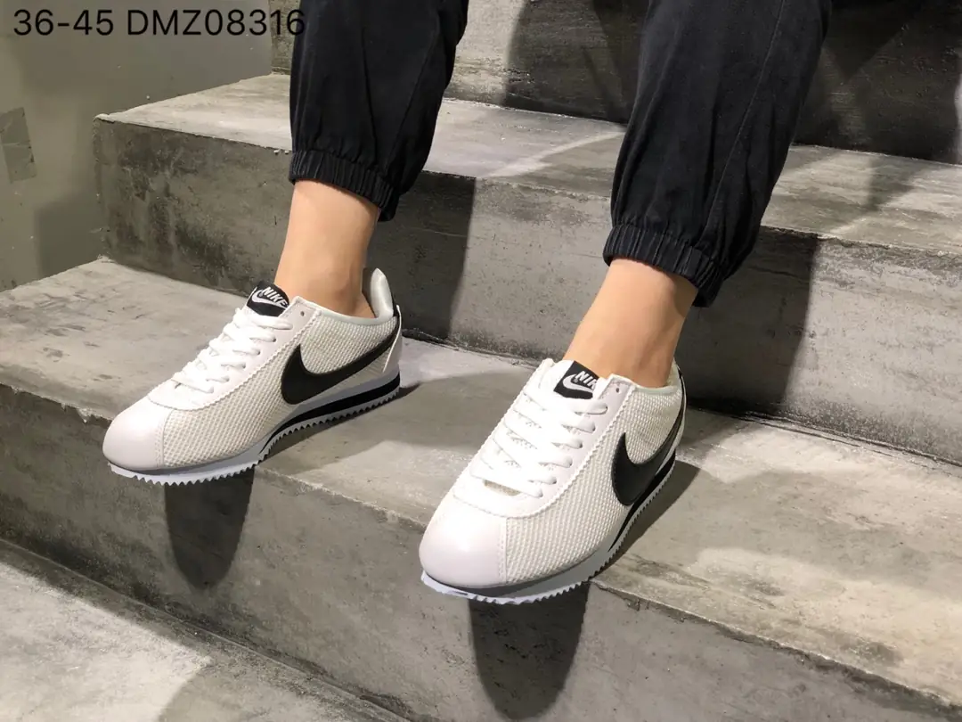 JJ33 Nike Classic Cortez Nylon prem 53$ gallery